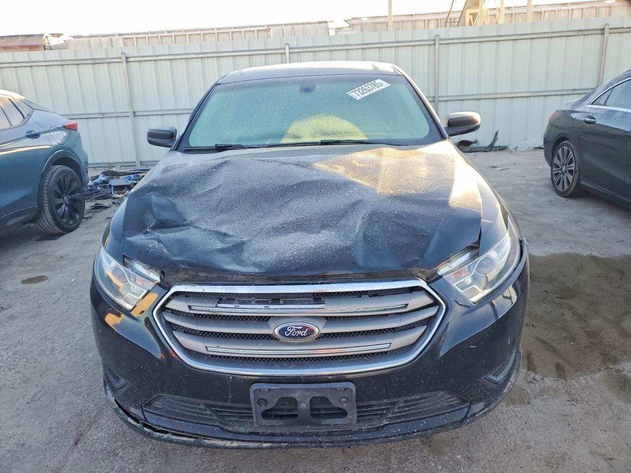 2016 FORD TAURUS SE photo 5
