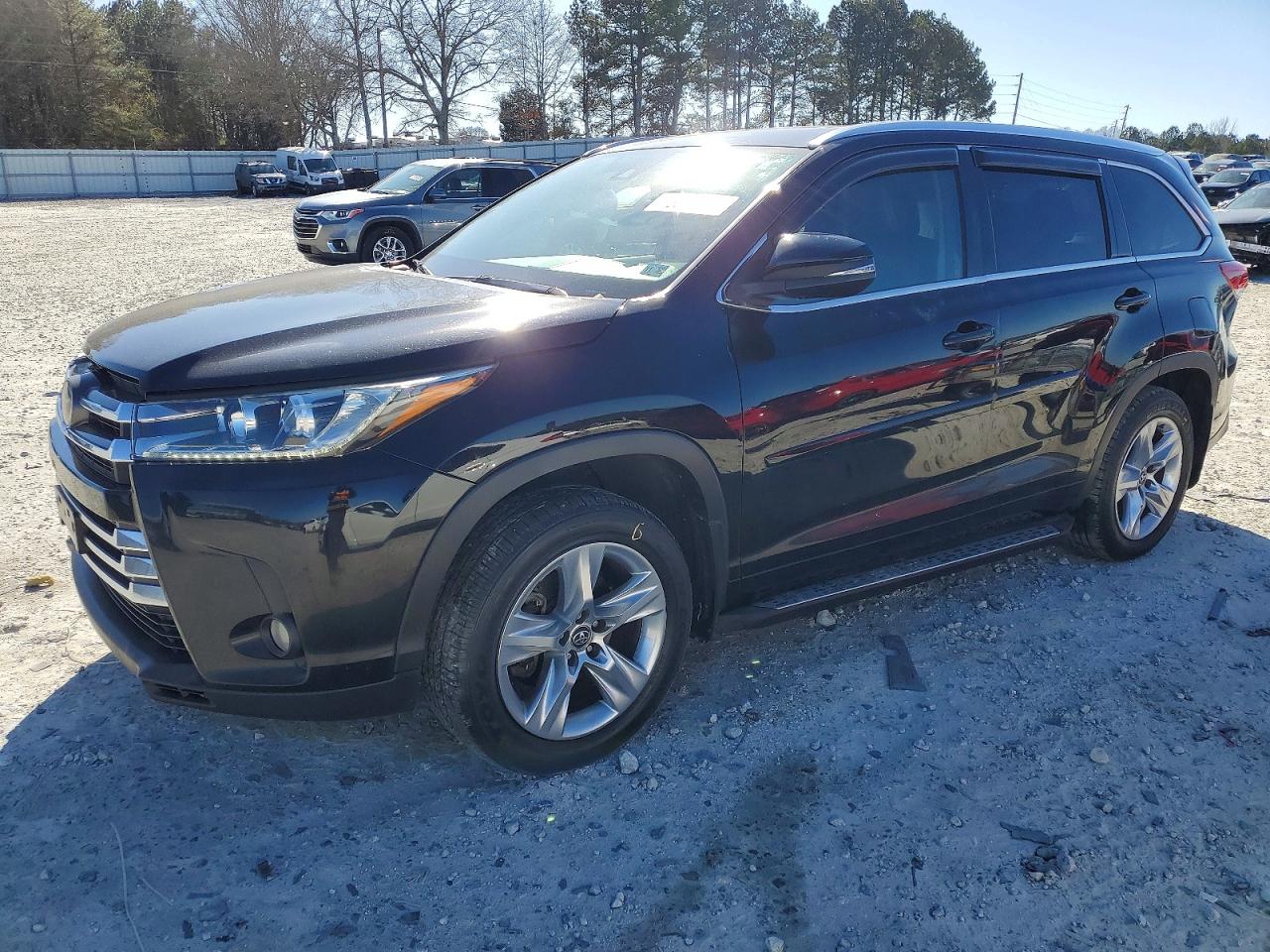 2018 TOYOTA HIGHLANDER