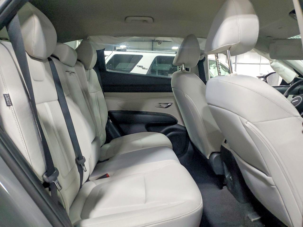2025 HYUNDAI TUCSON SEL photo 31