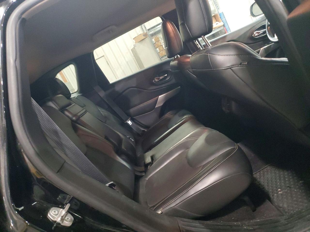 2018 JEEP CHEROKEE LATITUDE PLUS photo 19