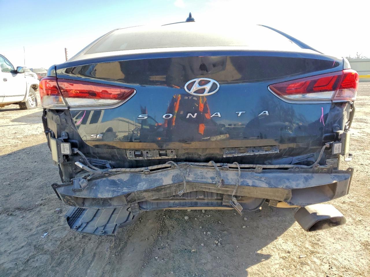 2018 HYUNDAI SONATA SE photo 16