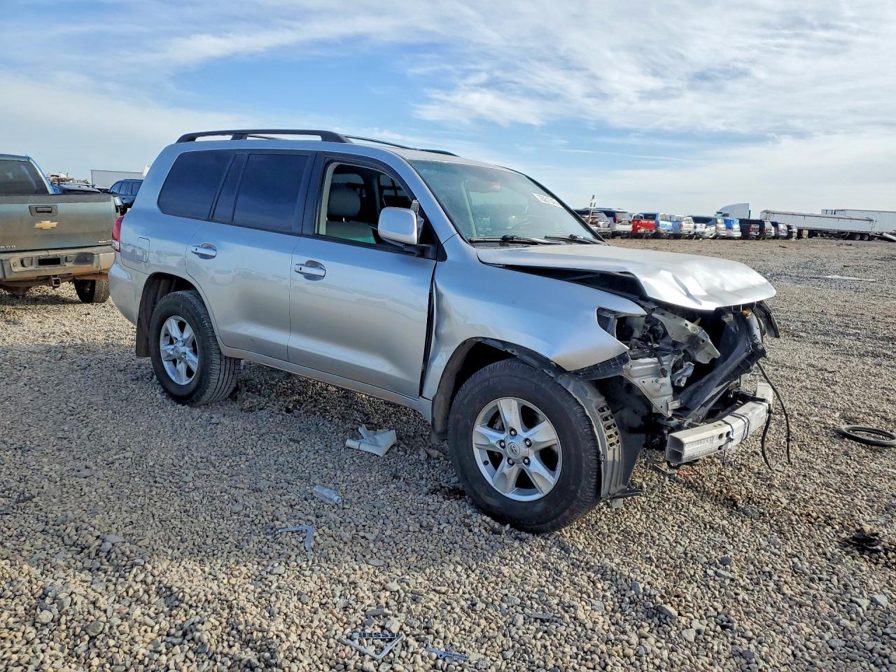 2010 TOYOTA LAND CRUISER photo 7