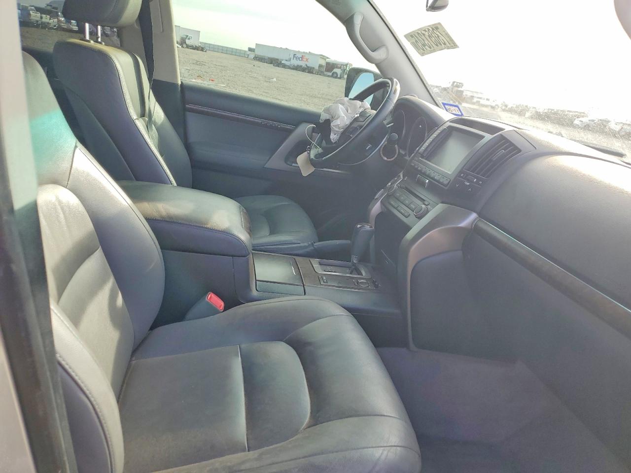 2010 TOYOTA LAND CRUISER photo 21
