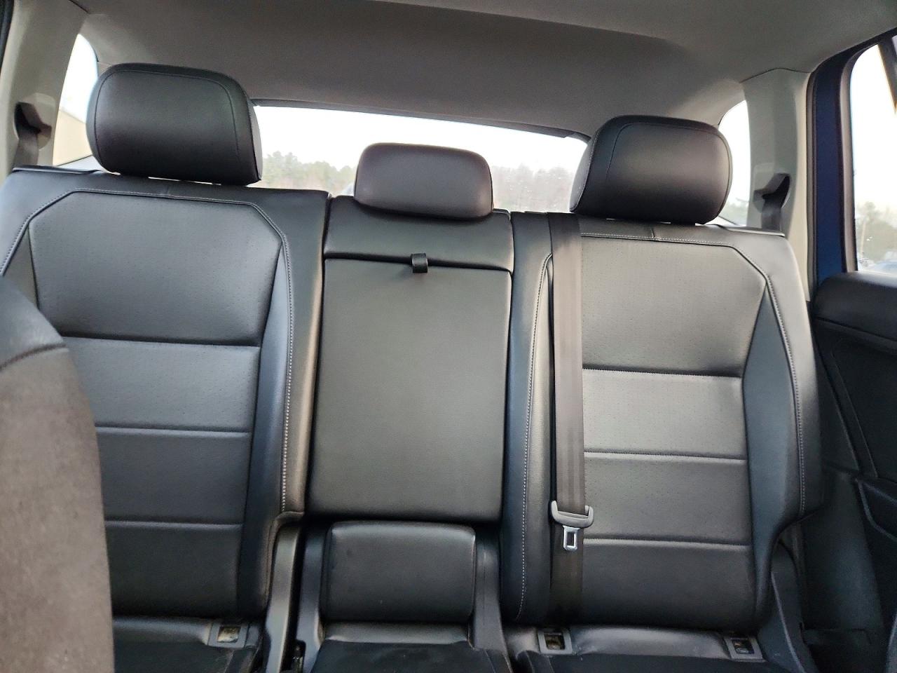 2020 VOLKSWAGEN TIGUAN SE photo 10