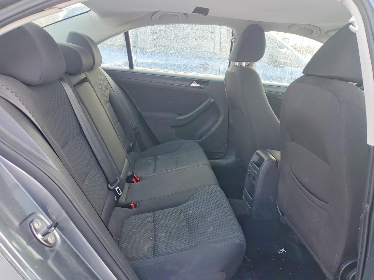 2012 VOLKSWAGEN JETTA photo 19