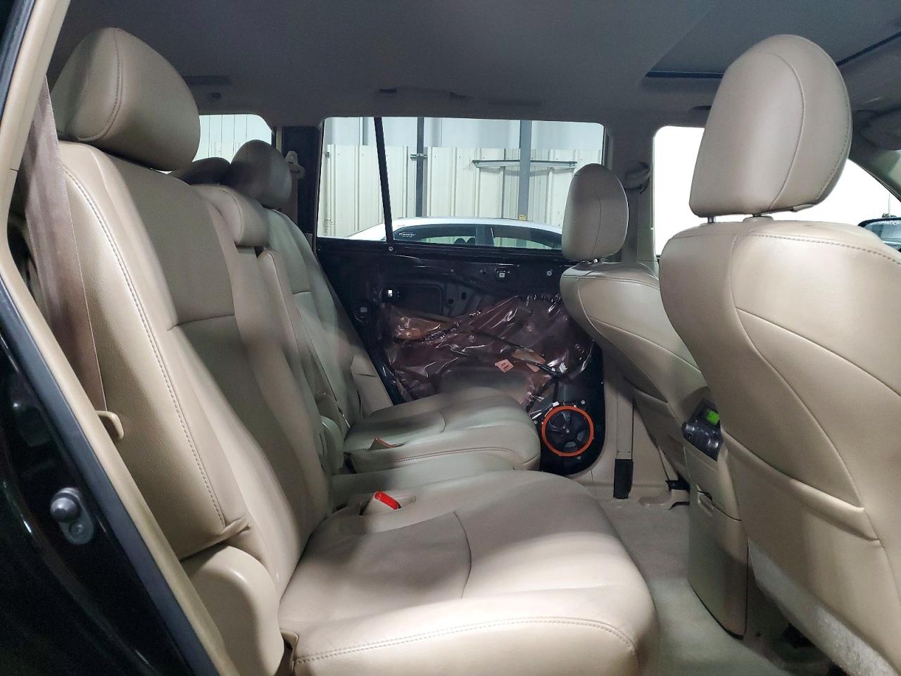 2010 TOYOTA HIGHLANDER LIMITED photo 11