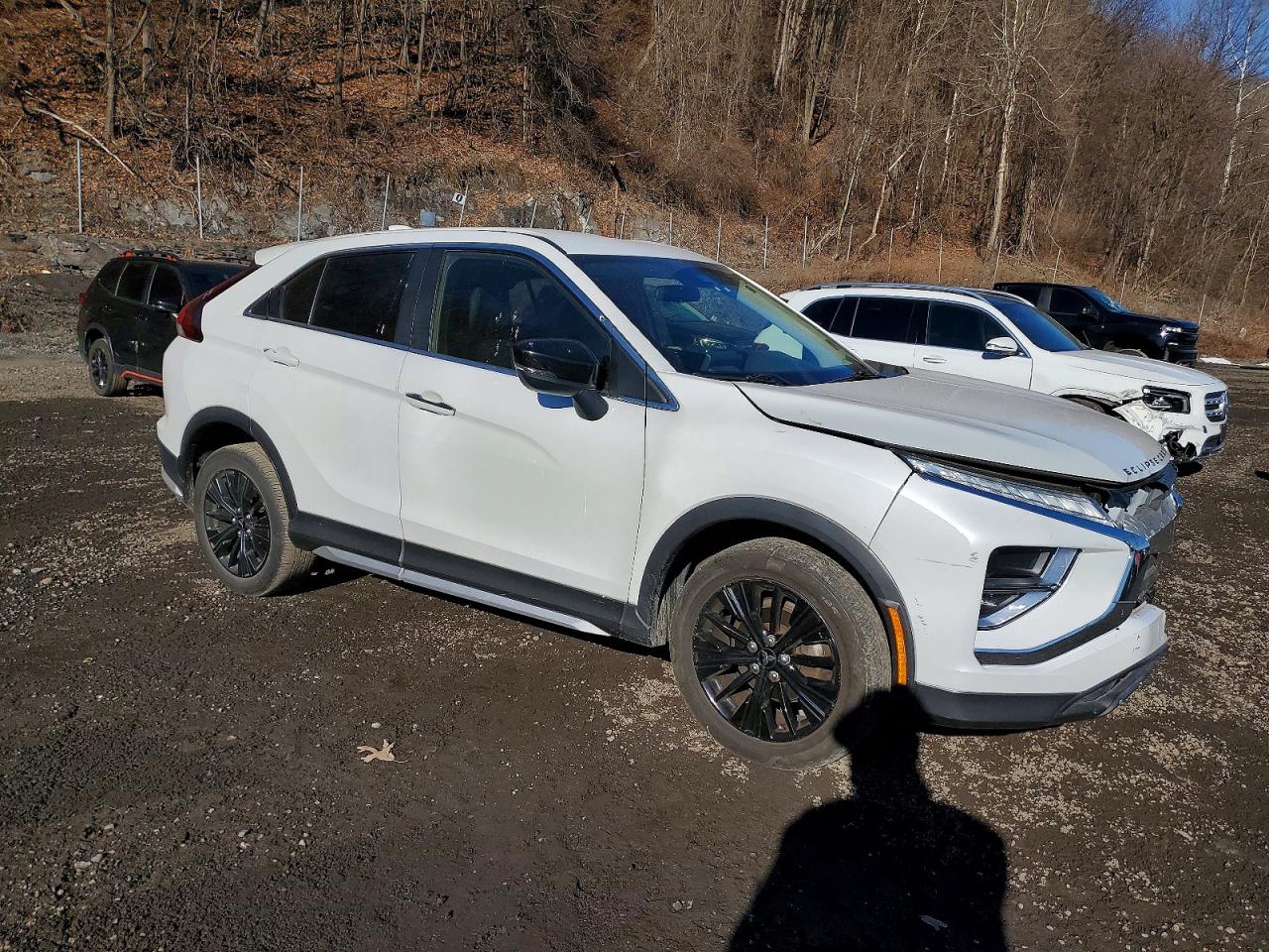 2022 MITSUBISHI ECLIPSE CROSS LE photo 7