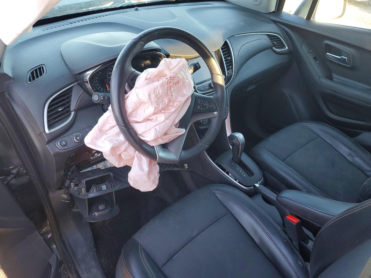 2018 CHEVROLET TRAX 1LT photo 22