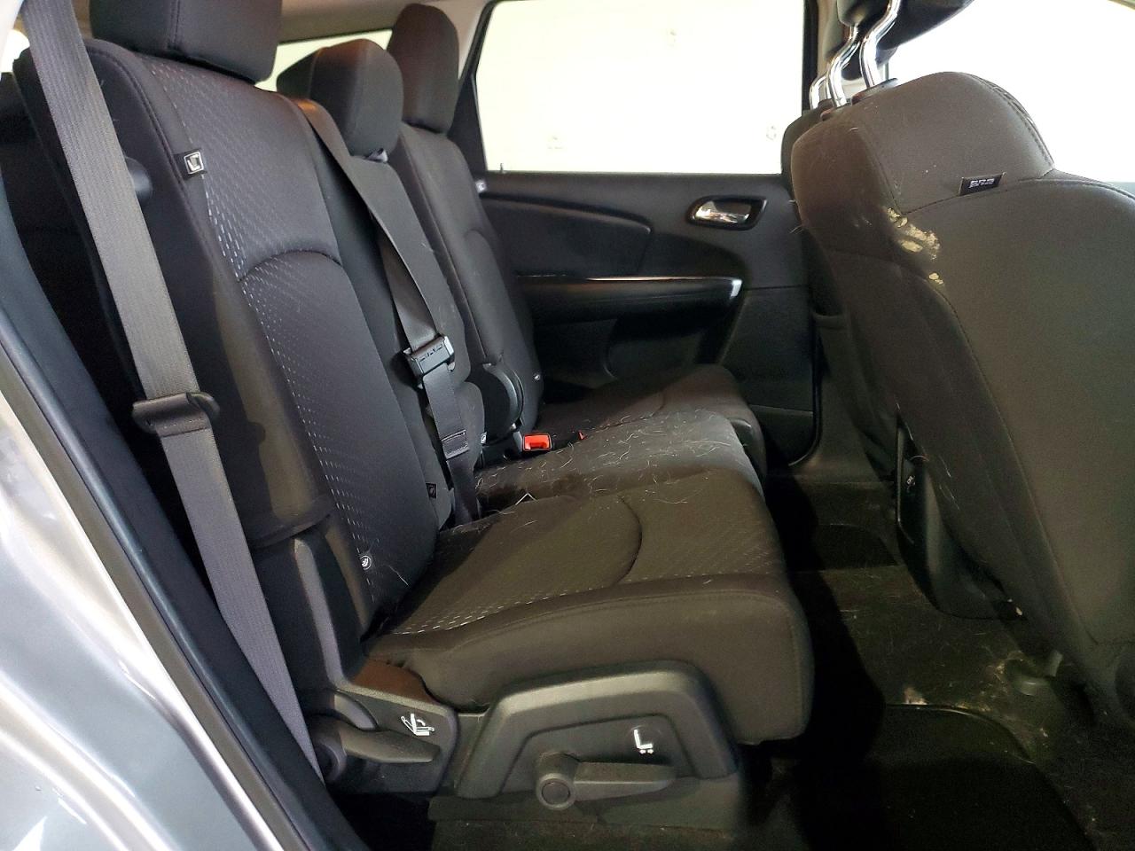 2018 DODGE JOURNEY SE photo 11