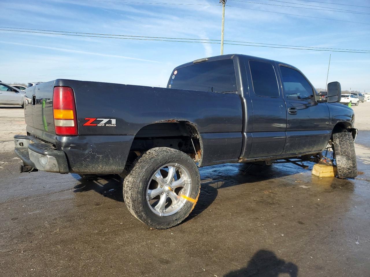 2003 CHEVROLET SILVERADO K1500 photo 3