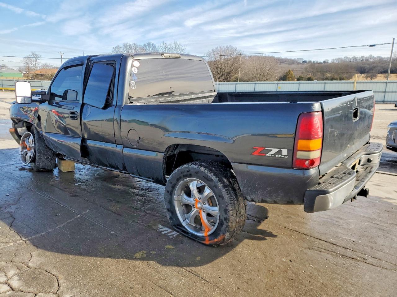 2003 CHEVROLET SILVERADO K1500 photo 2