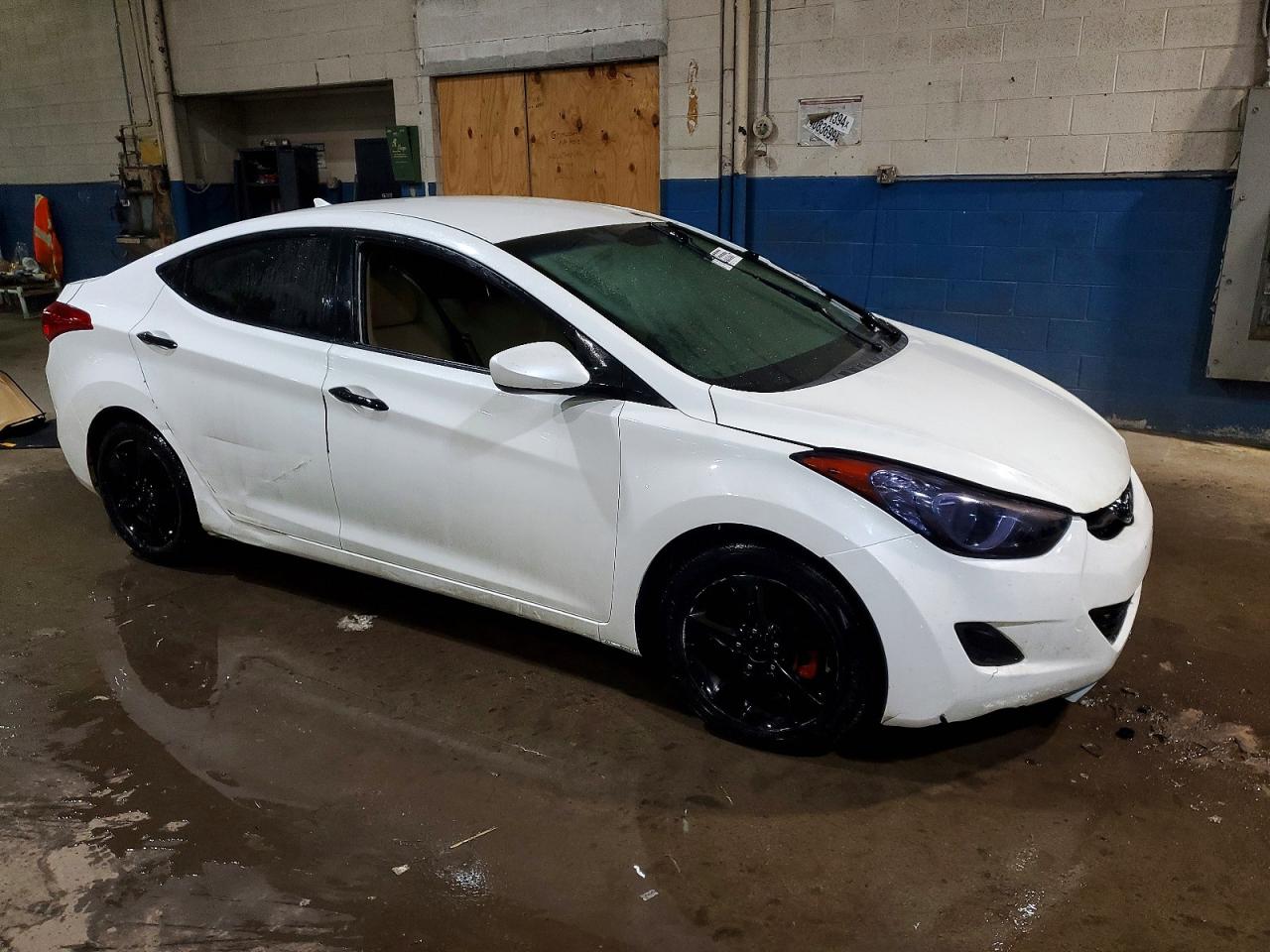 2013 HYUNDAI ELANTRA GLS photo 10
