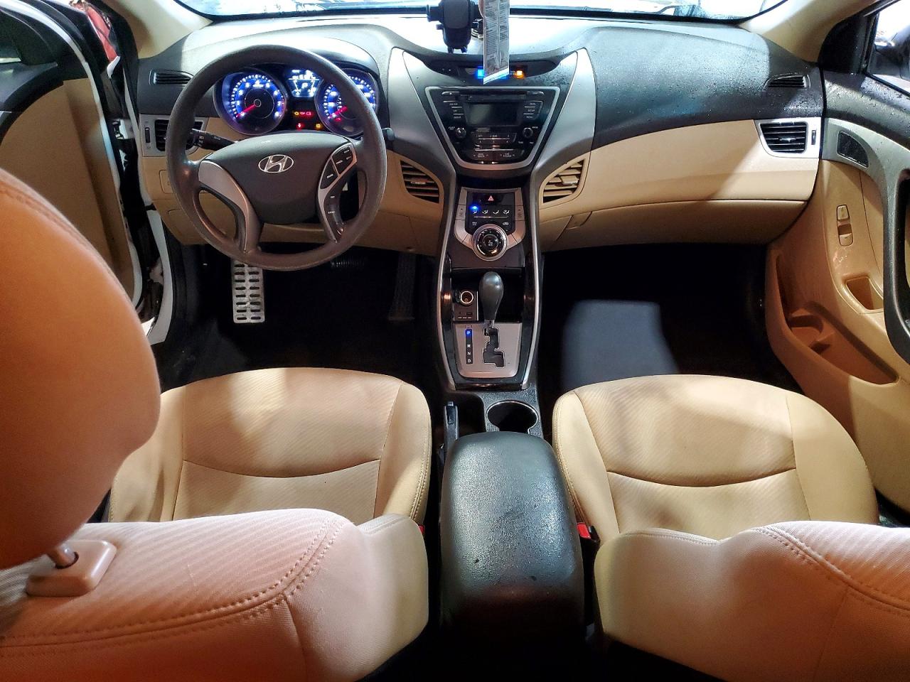 2013 HYUNDAI ELANTRA GLS photo 22