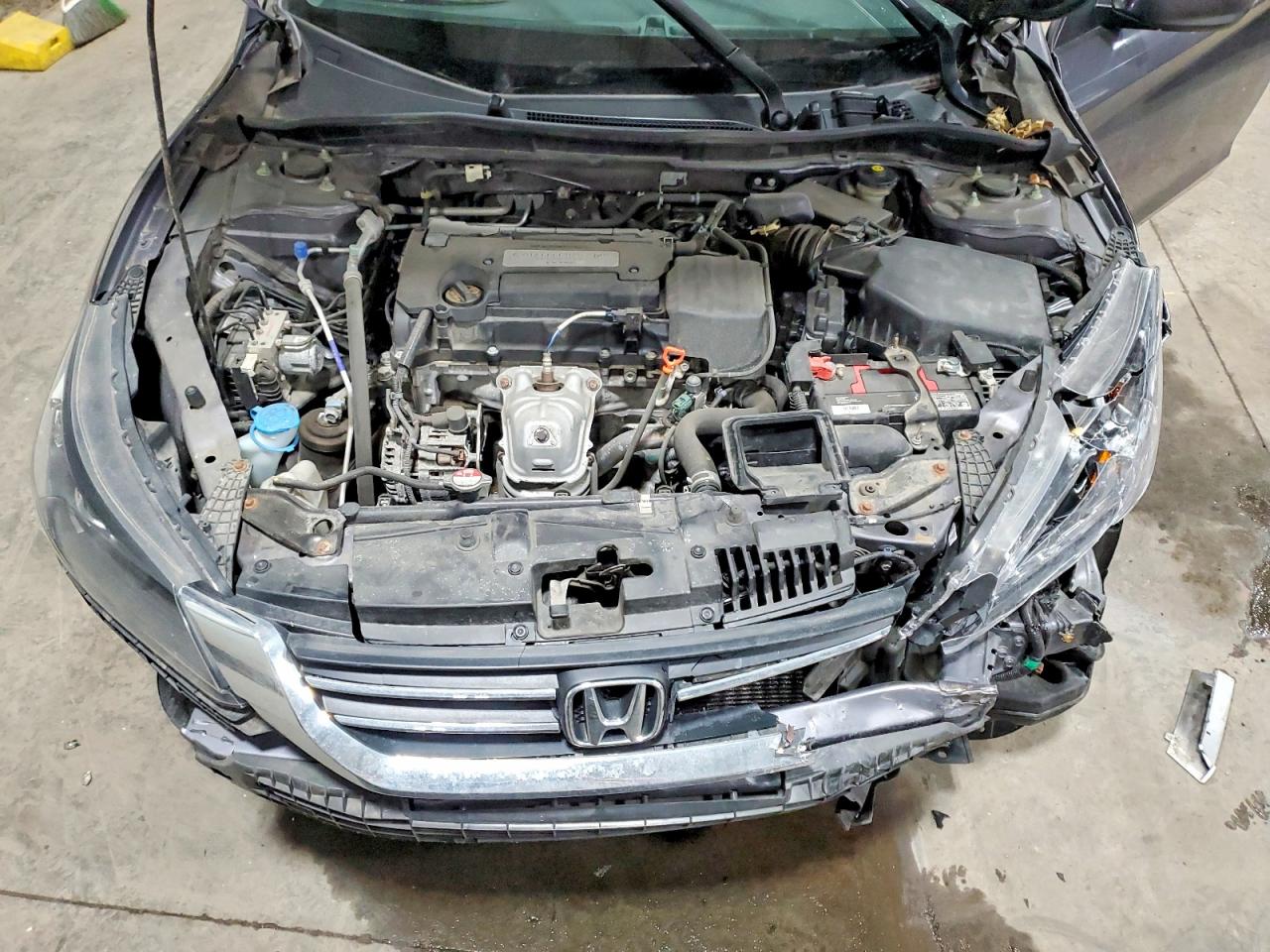 2014 HONDA ACCORD LX photo 21