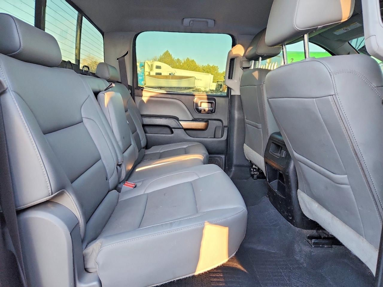 2019 CHEV SILVERADO 3500 HD LT photo 19