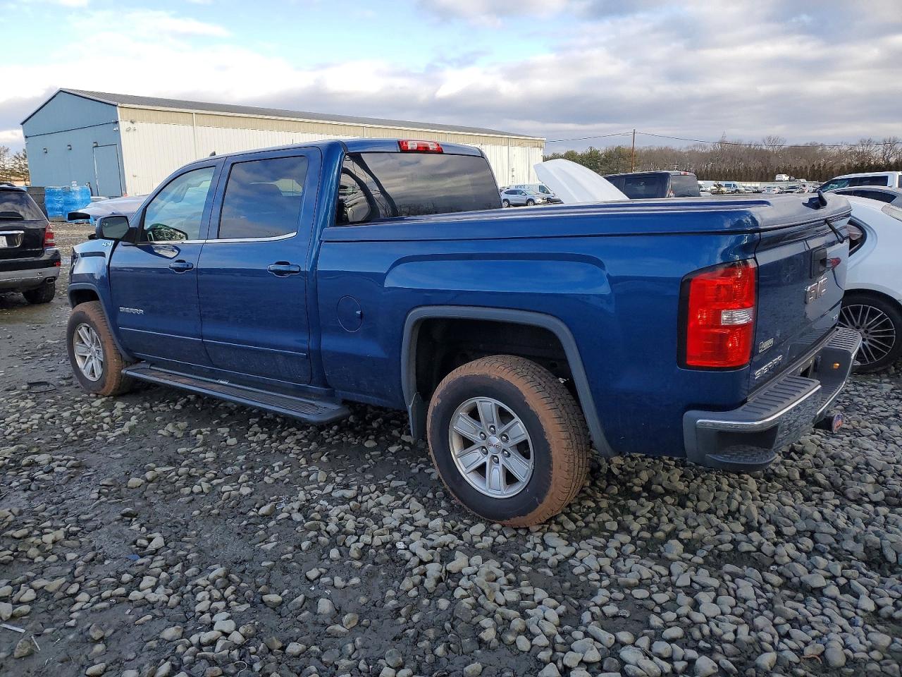 2015 GMC SIERRA K1500 SLE photo 4