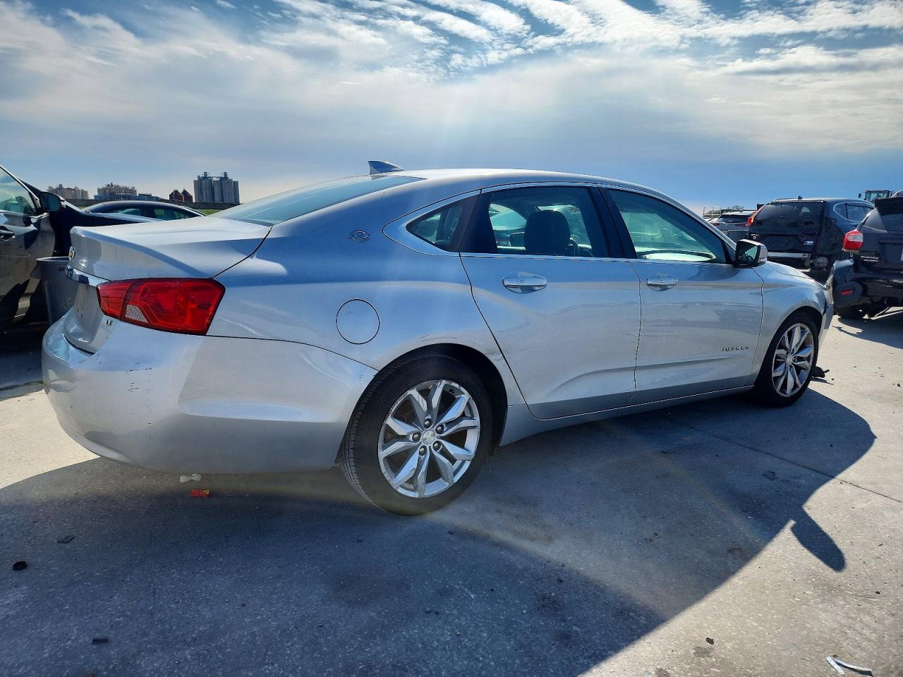 2018 CHEVROLET IMPALA LT photo 5