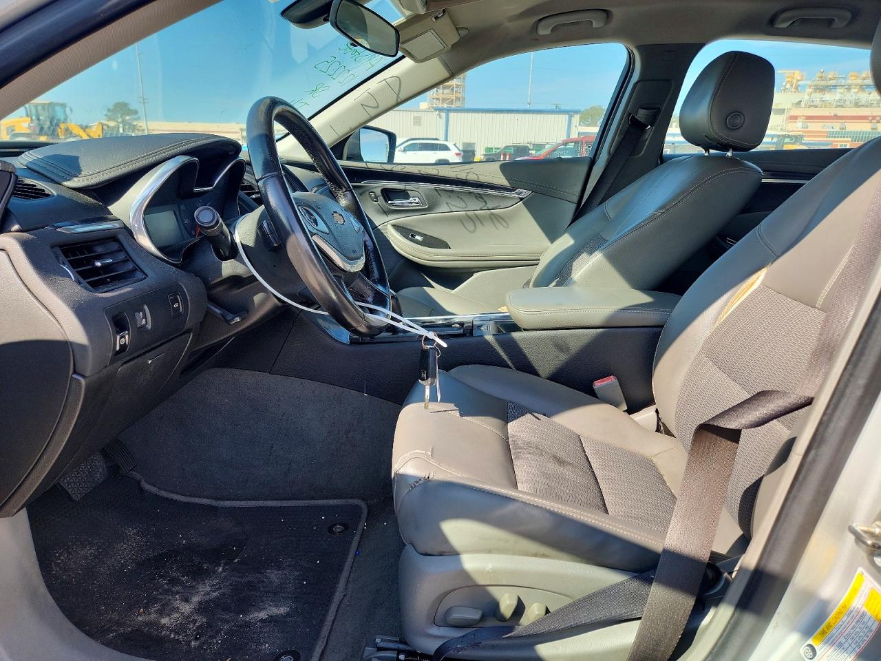 2018 CHEVROLET IMPALA LT photo 13