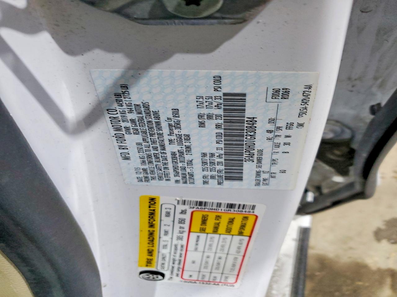 2016 FORD FUSION SE photo 23