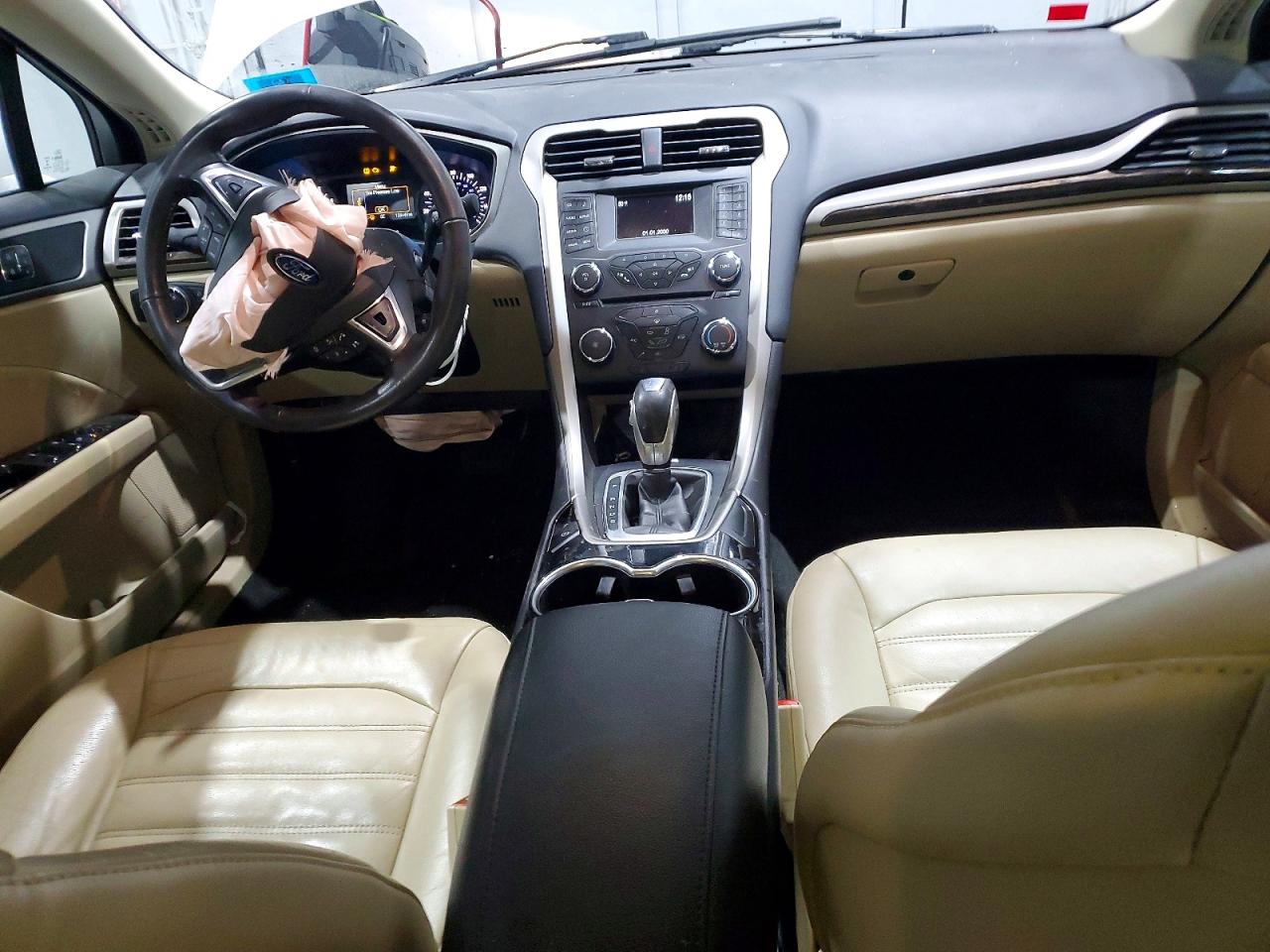 2016 FORD FUSION SE photo 15