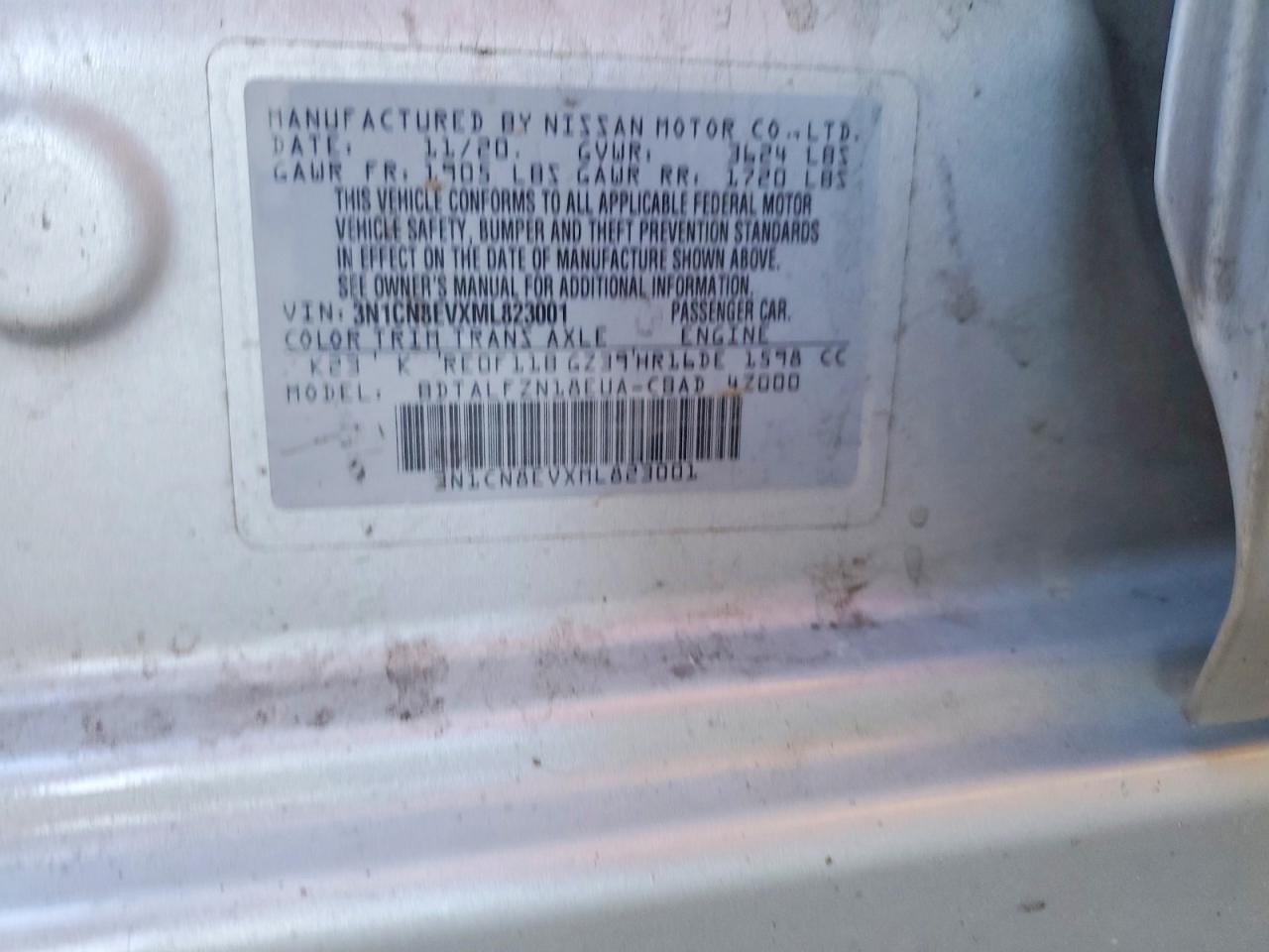 2021 NISSAN VERSA SV photo 12