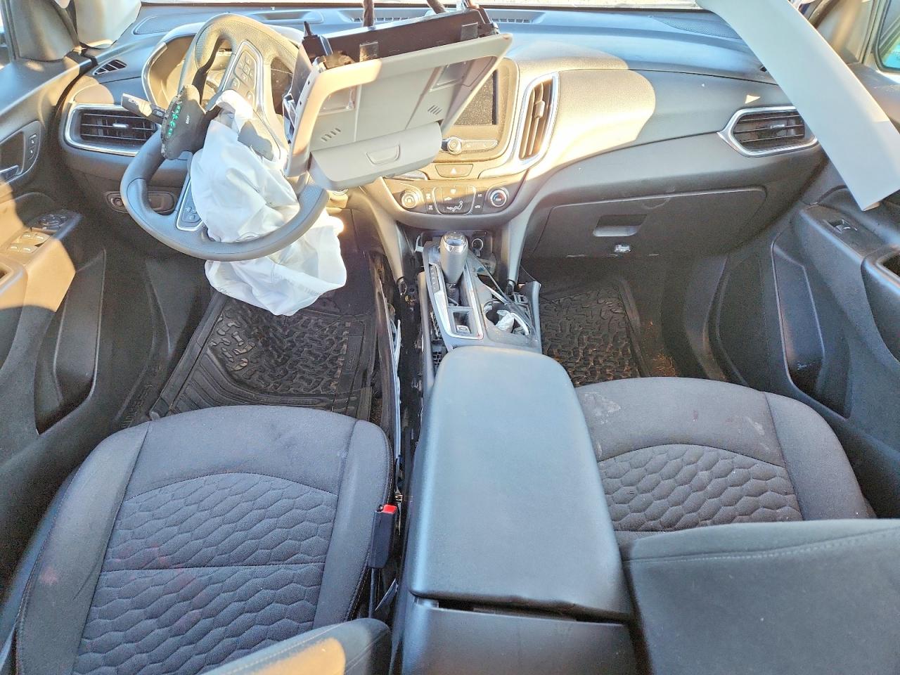 2021 CHEVROLET EQUINOX LT photo 22