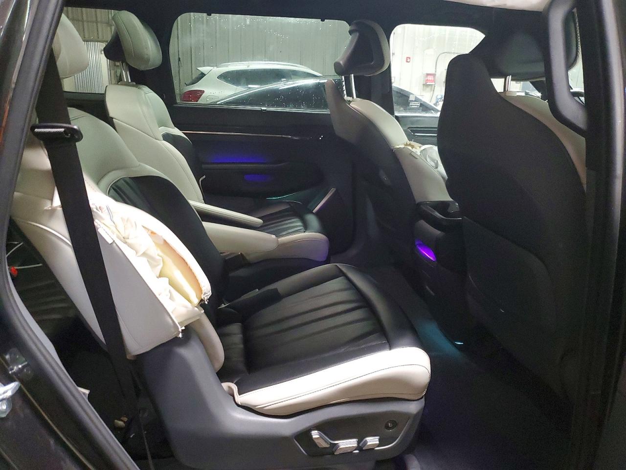 2024 KIA EV9 GT-LINE photo 21