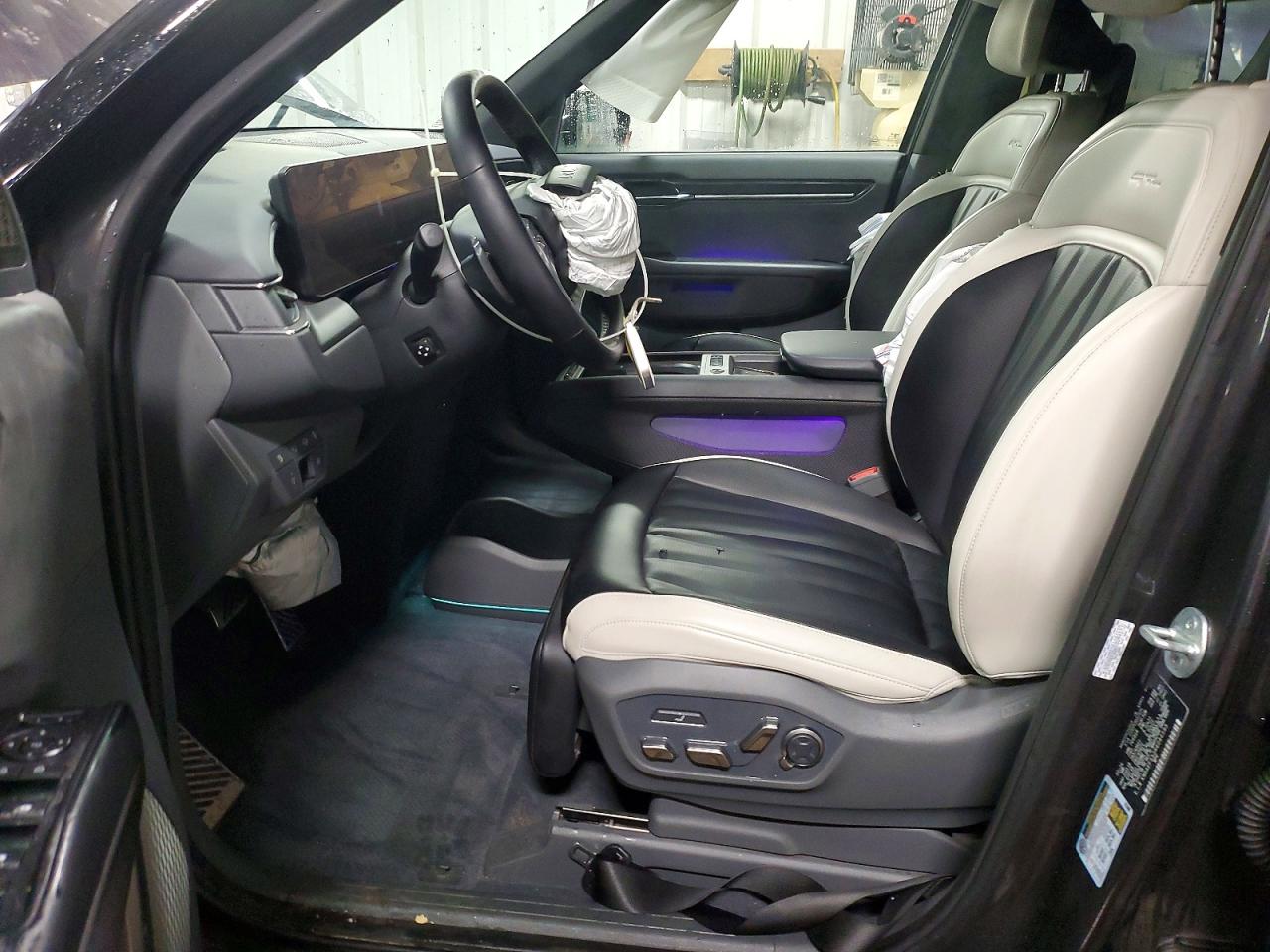 2024 KIA EV9 GT-LINE photo 13