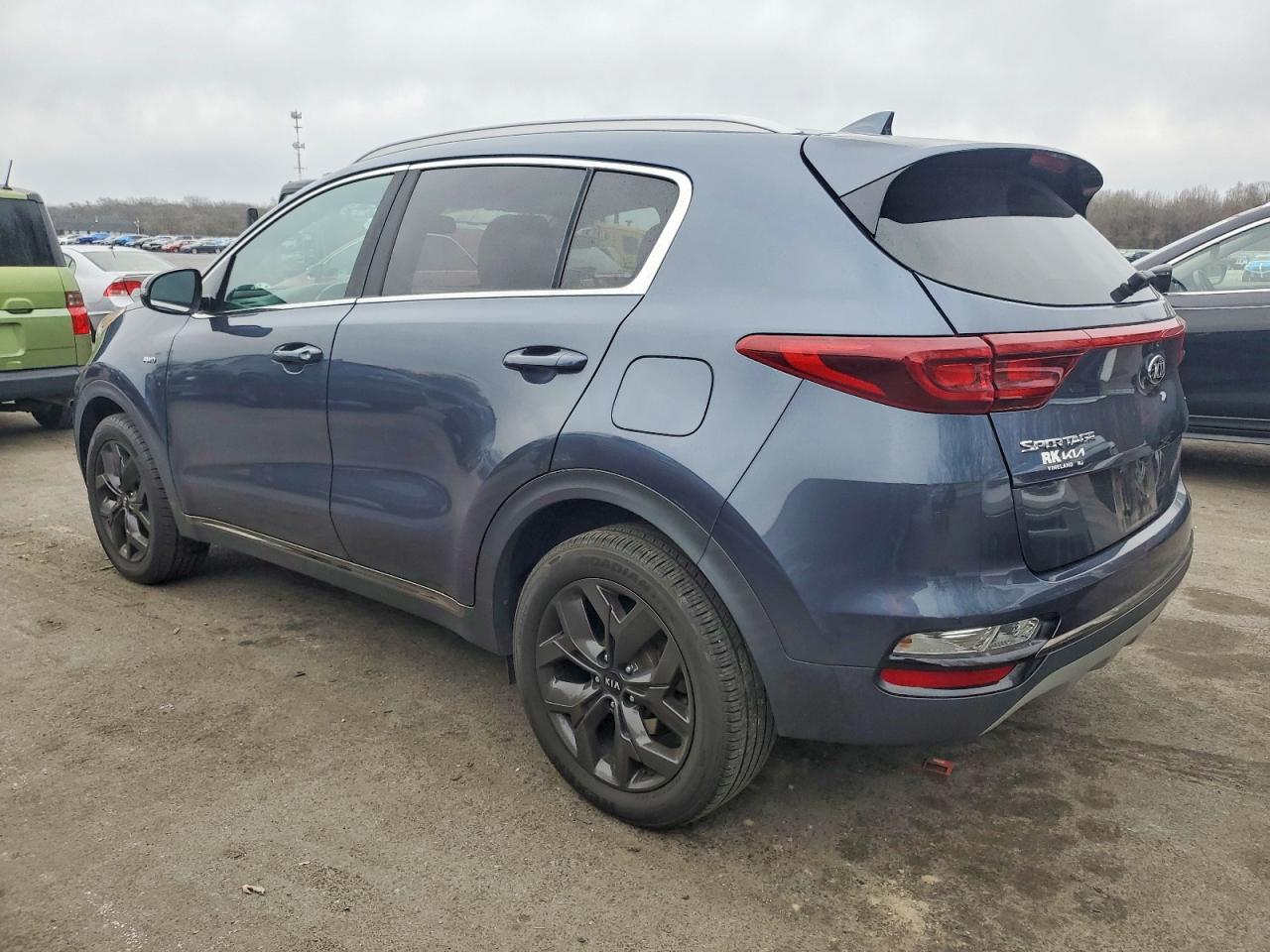 2020 KIA SPORTAGE S photo 2