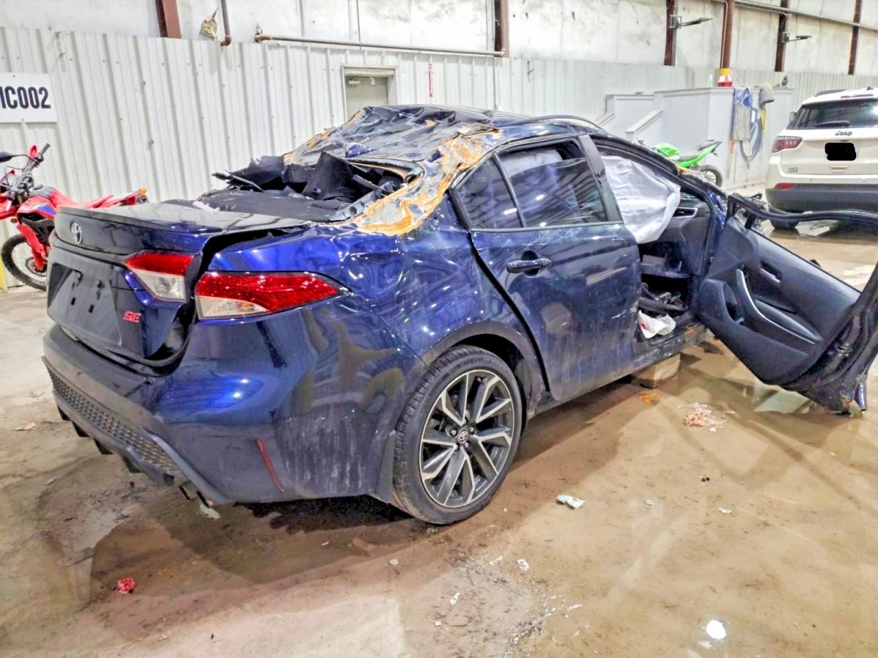 2022 TOYOTA COROLLA SE photo 5