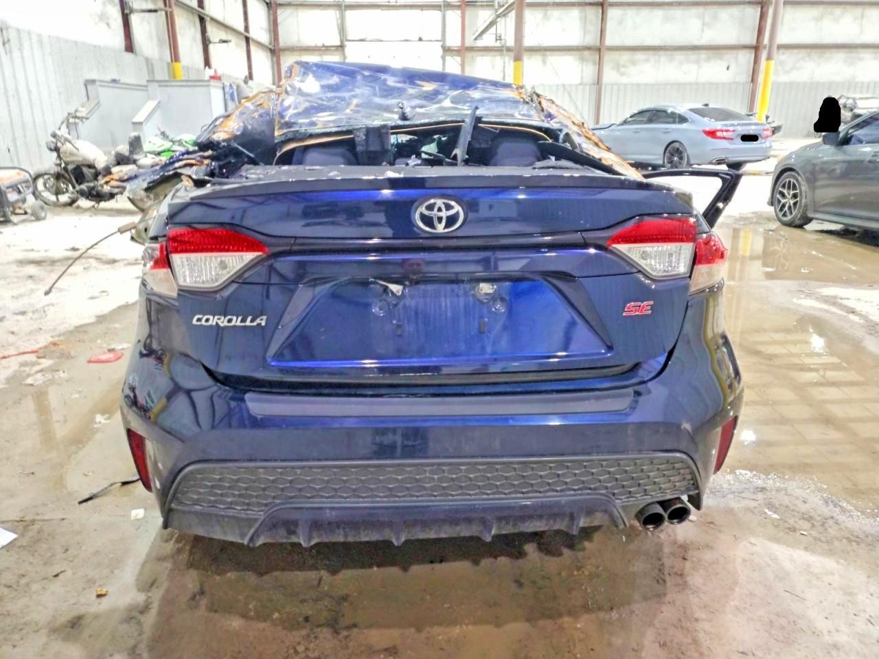 2022 TOYOTA COROLLA SE photo 11