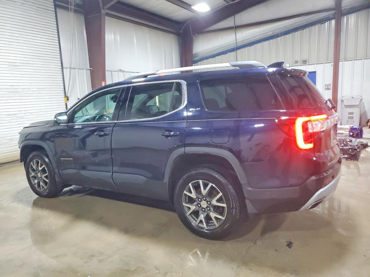 2021 GMC ACADIA SLE photo 3