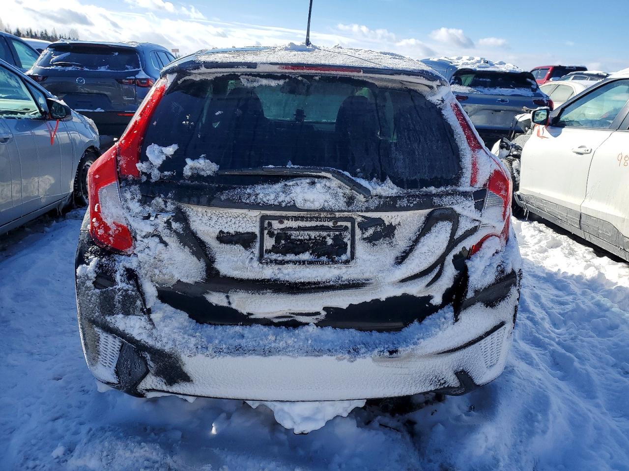 2015 HONDA FIT LX photo 11