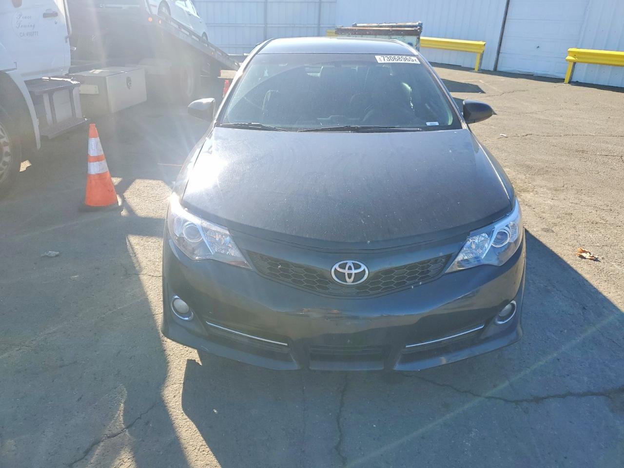 2013 TOYOTA CAMRY L photo 5
