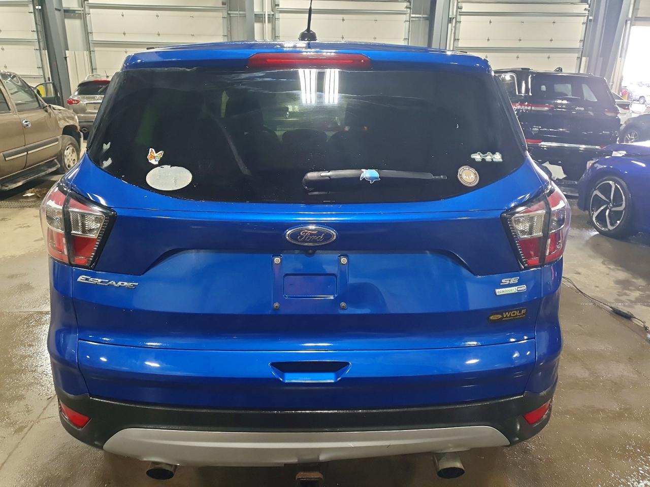 2017 FORD ESCAPE SE photo 11