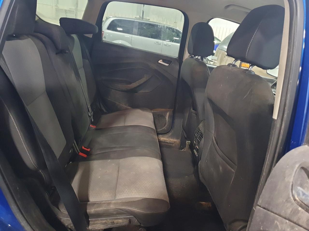 2017 FORD ESCAPE SE photo 21