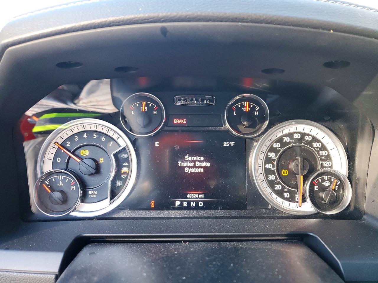 2016 RAM 1500 LARAMIE photo 9