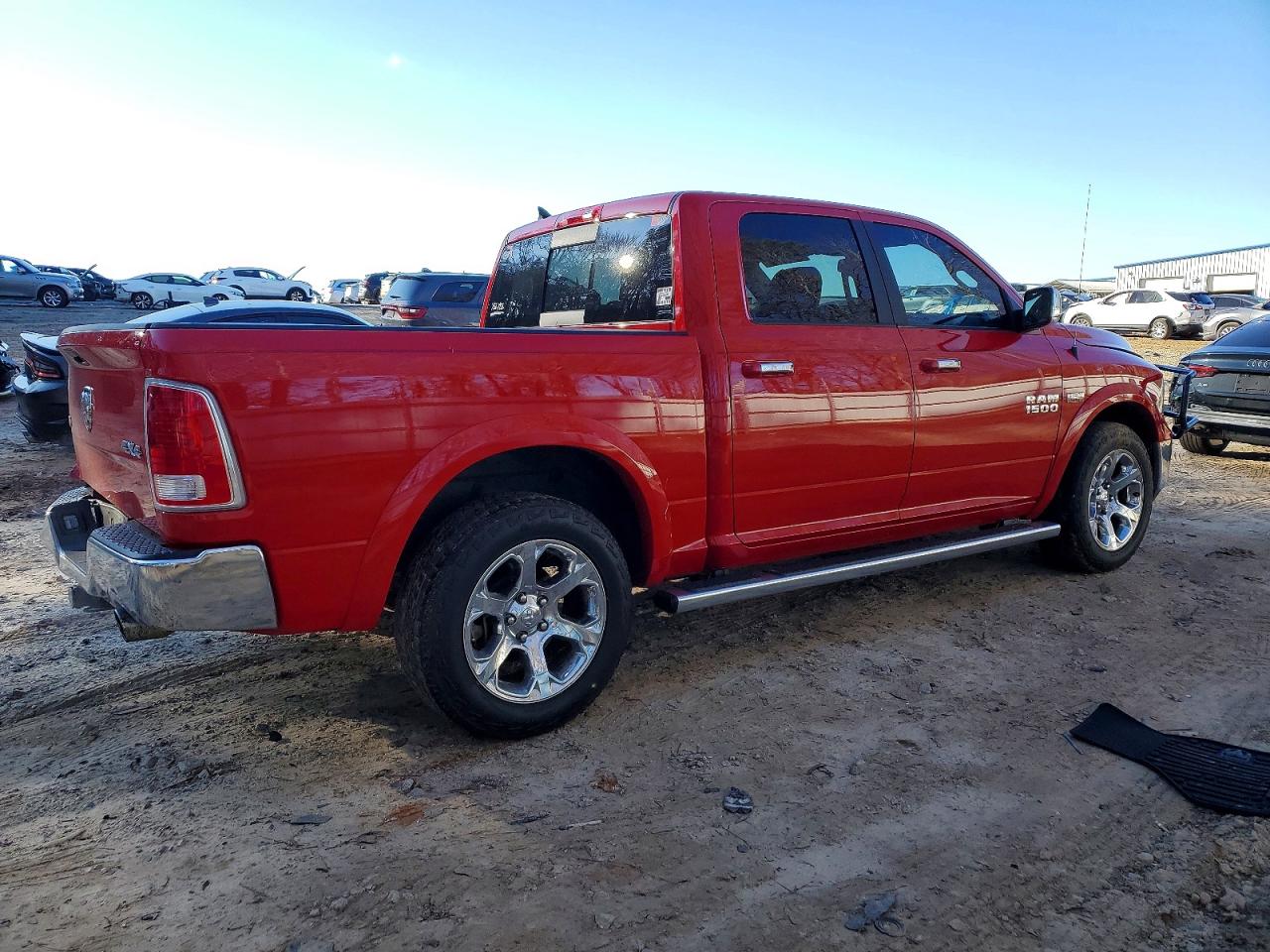 2016 RAM 1500 LARAMIE photo 3