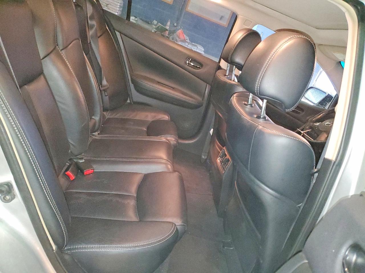 2011 NISSAN MAXIMA S photo 37