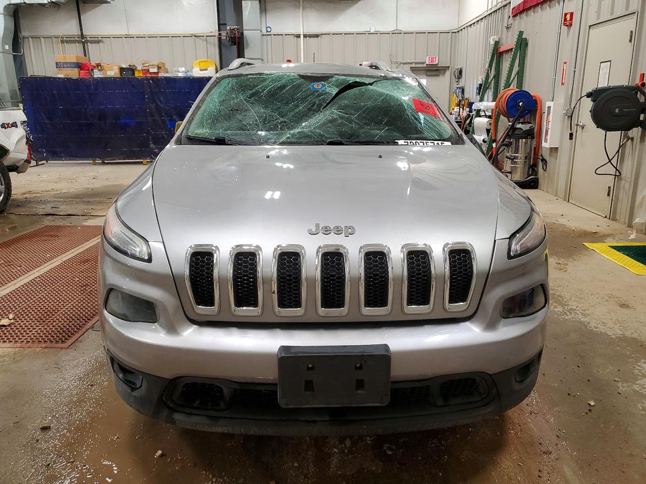 2015 JEEP CHEROKEE LATITUDE photo 13