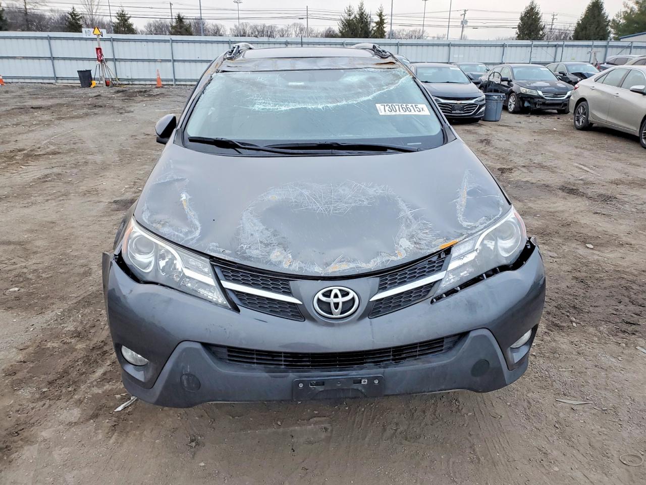 2015 TOYOTA RAV4 photo 5
