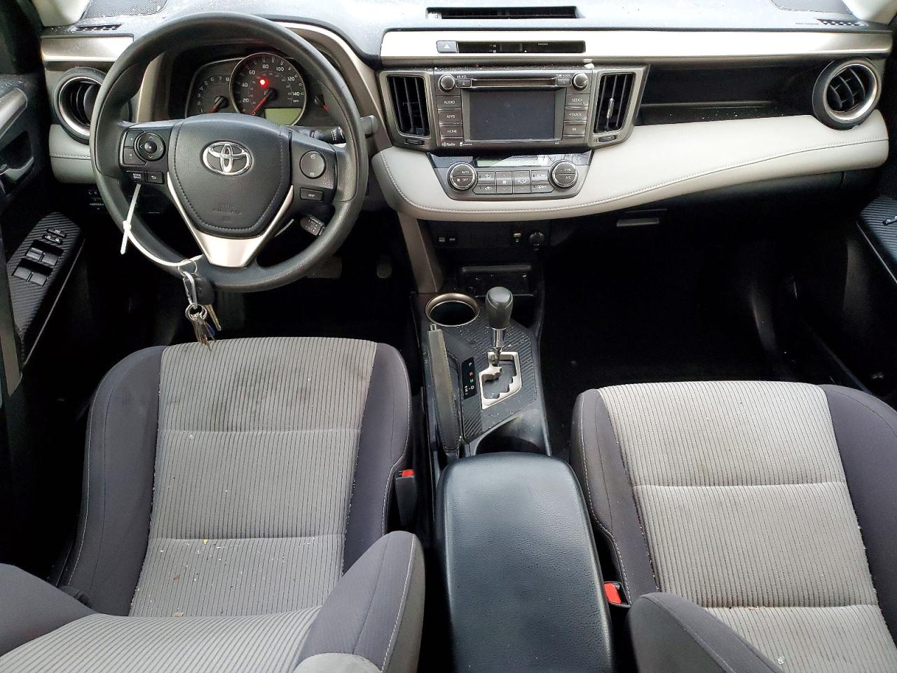2015 TOYOTA RAV4 photo 8