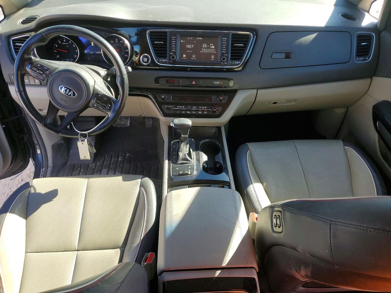 2017 KIA SEDONA EX photo 8