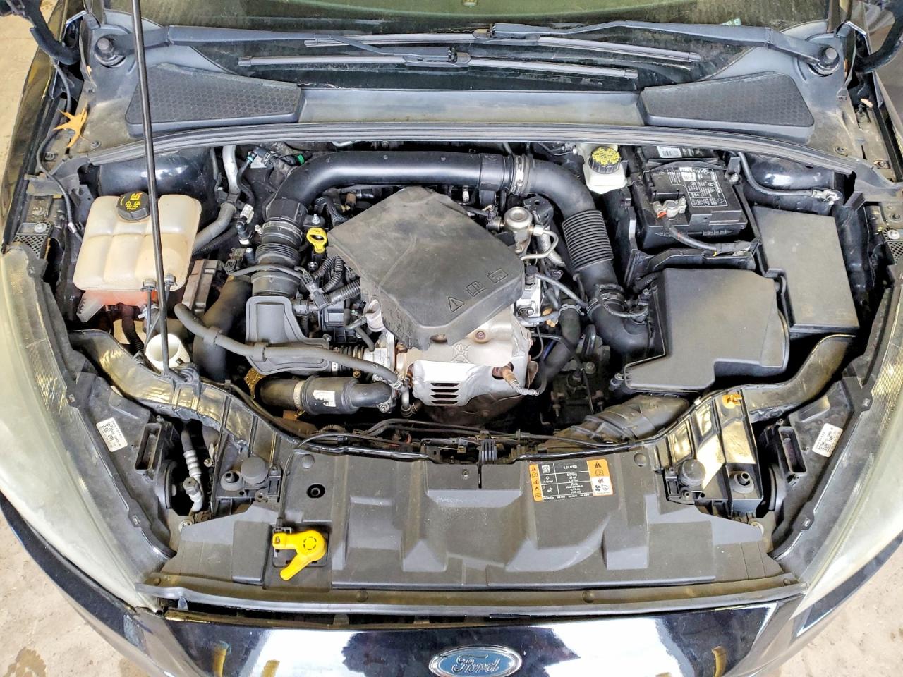 2017 FORD FOCUS SE photo 31