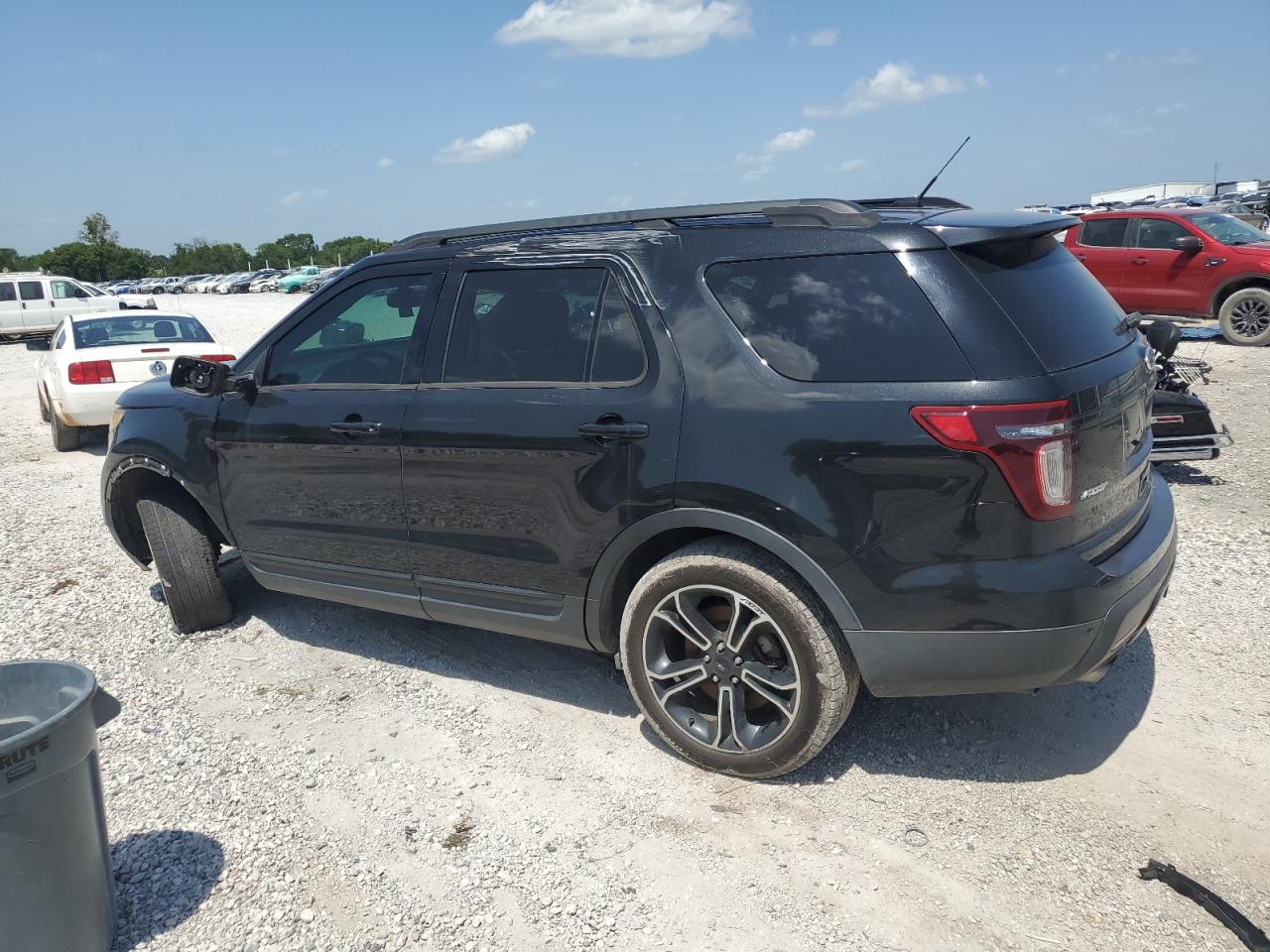 2015 FORD EXPLORER SPORT photo 4
