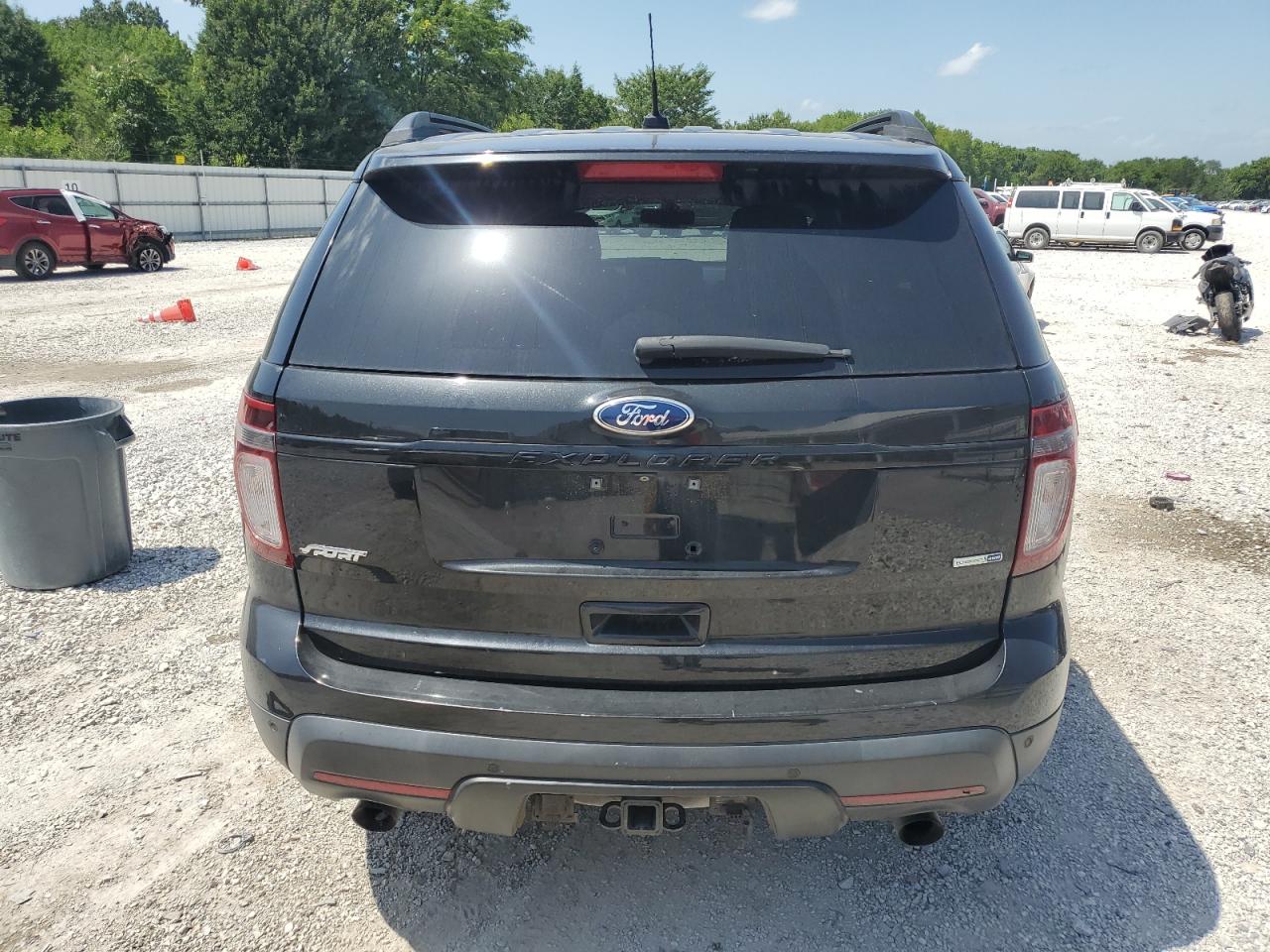 2015 FORD EXPLORER SPORT photo 16