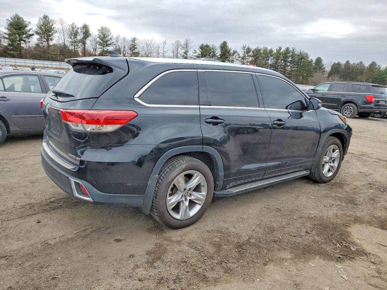 2017 TOYOTA HIGHLANDER LIMITED photo 3