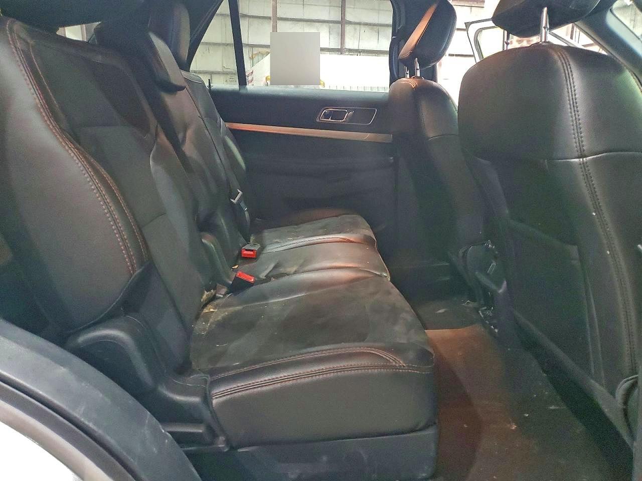 2018 FORD EXPLORER XLT photo 31