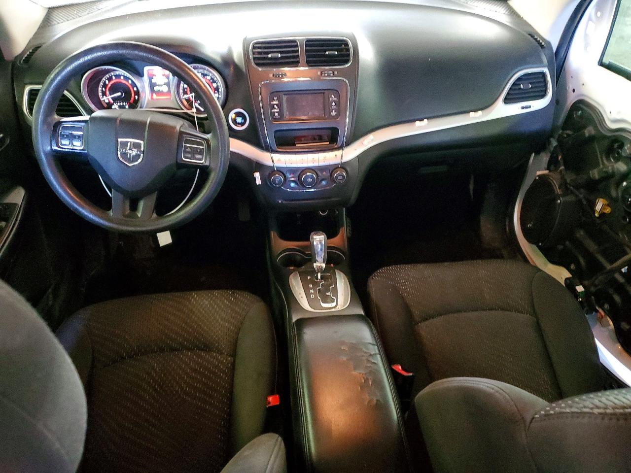 2018 DODGE JOURNEY SE photo 8