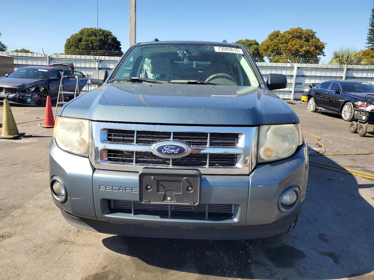 2010 FORD ESCAPE XLT photo 13